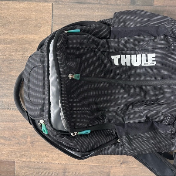Thule Black Backpack for Men - Picture 3 of 6